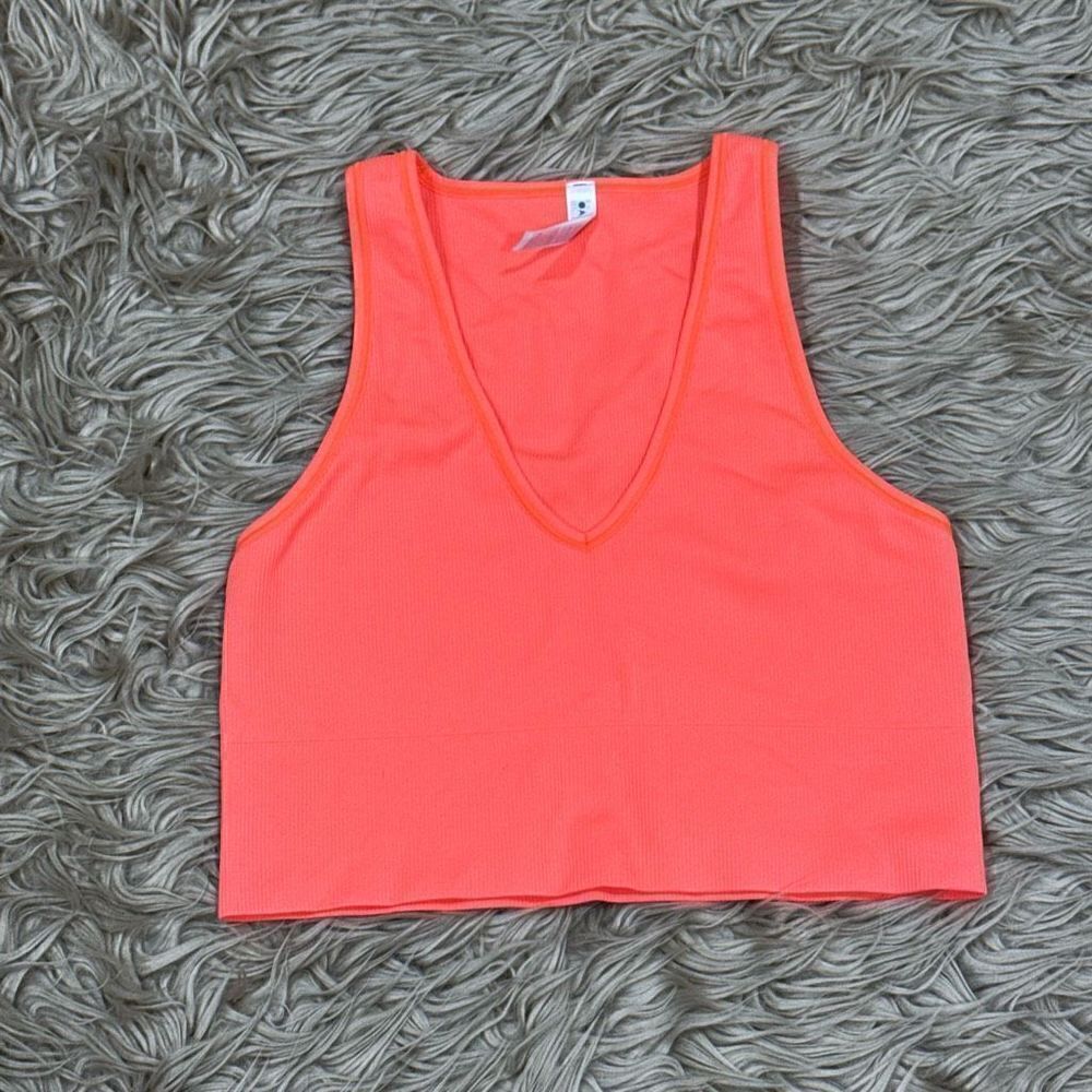 Athleta crop top sports bra size large